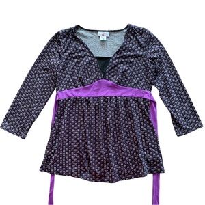 Two Hearts Maternity Purple & Black V-Neck Long Sleeve Top – Women’s Small Tie